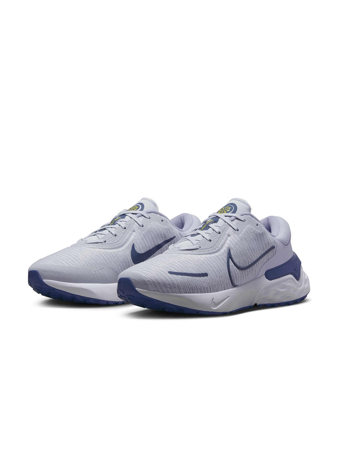

Nike Women Renew Run 4 Road Running Shoes, Grey