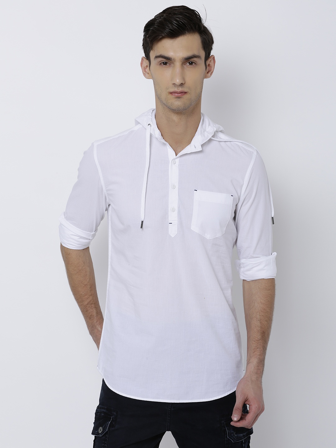 

LOCOMOTIVE Men White Slim Fit Self Design Casual Shirt