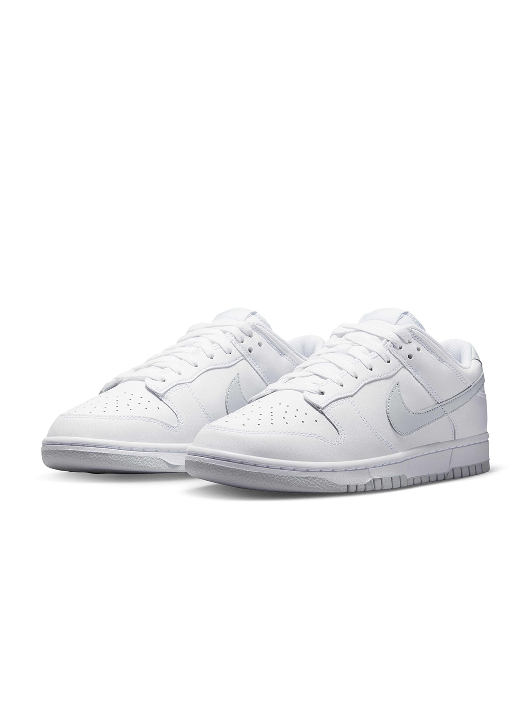 

Nike Men Dunk Low Retro Sneakers, White