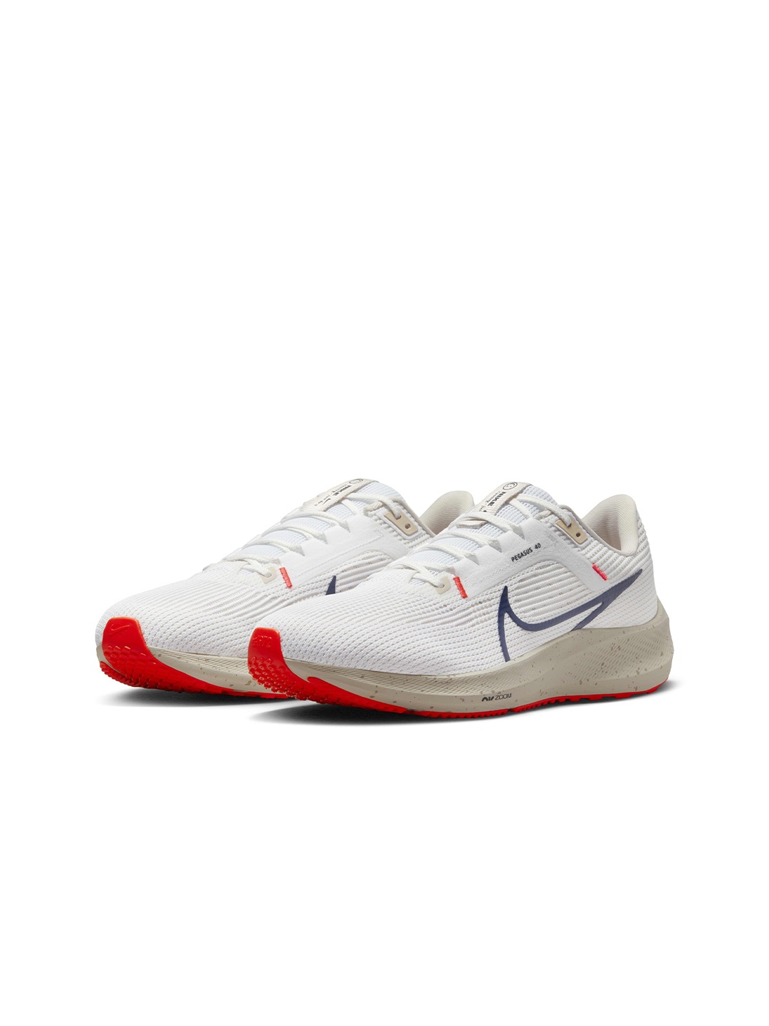 

Nike Men Pegasus 40 Textured Running Sports Shoes, White