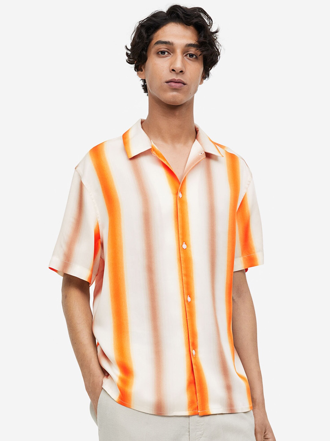 

H&M Regular Fit Short-Sleeved Lyocell Shirt, White