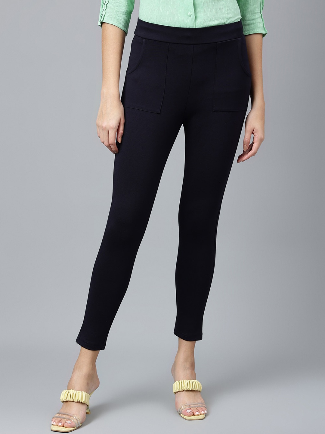 

Latin Quarters Women Regular Fit Treggings, Black