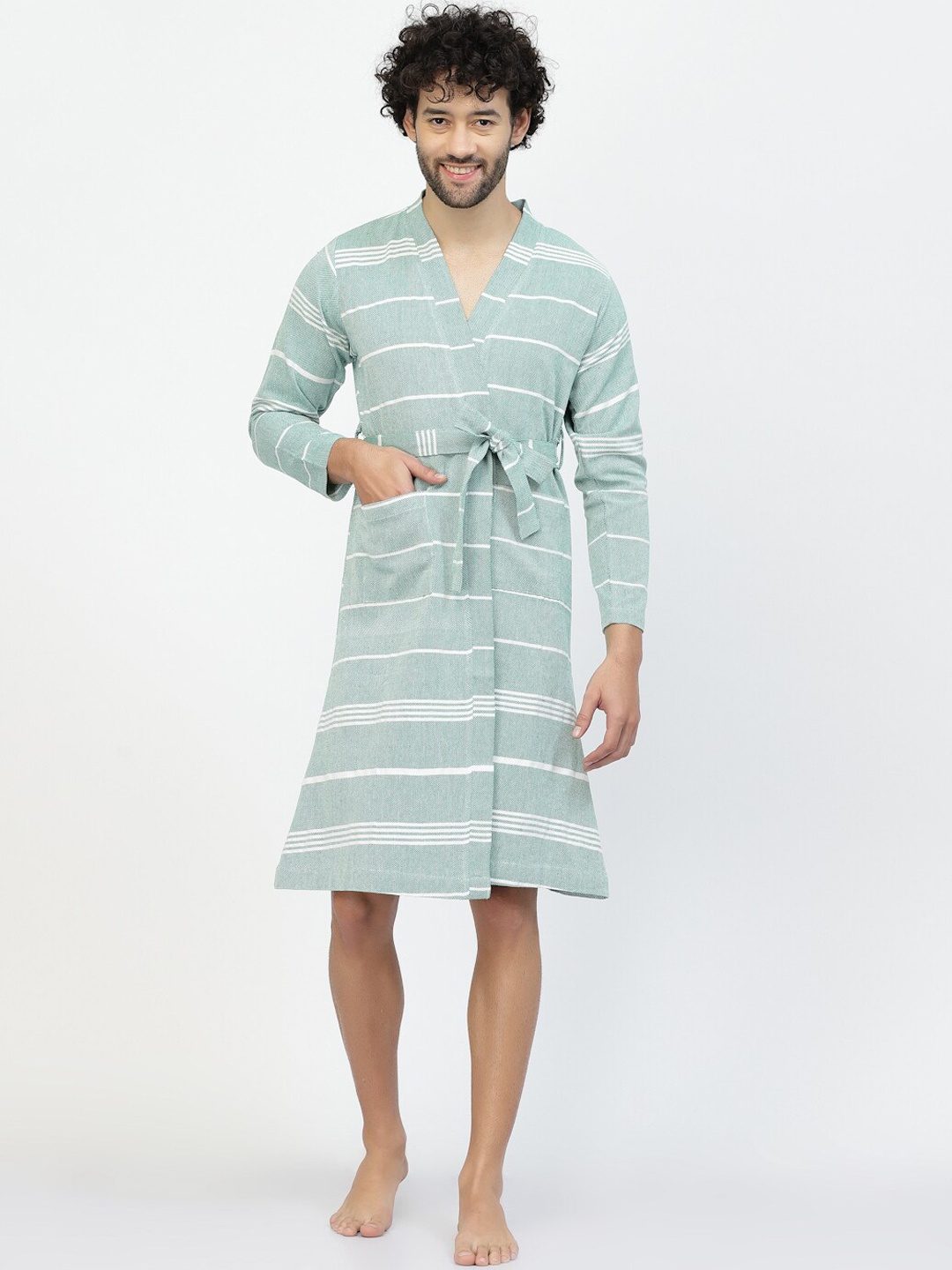 

KLOTTHE Men Striped Cotton Bath Robe, Green