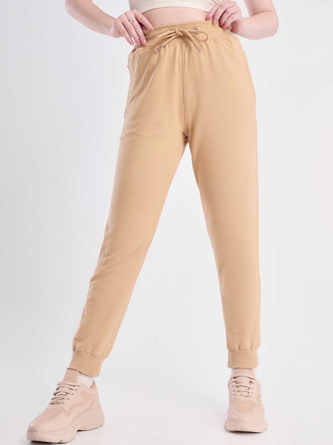 

NOBERO Women Mid-Rise Jogger Fit Trousers, Cream
