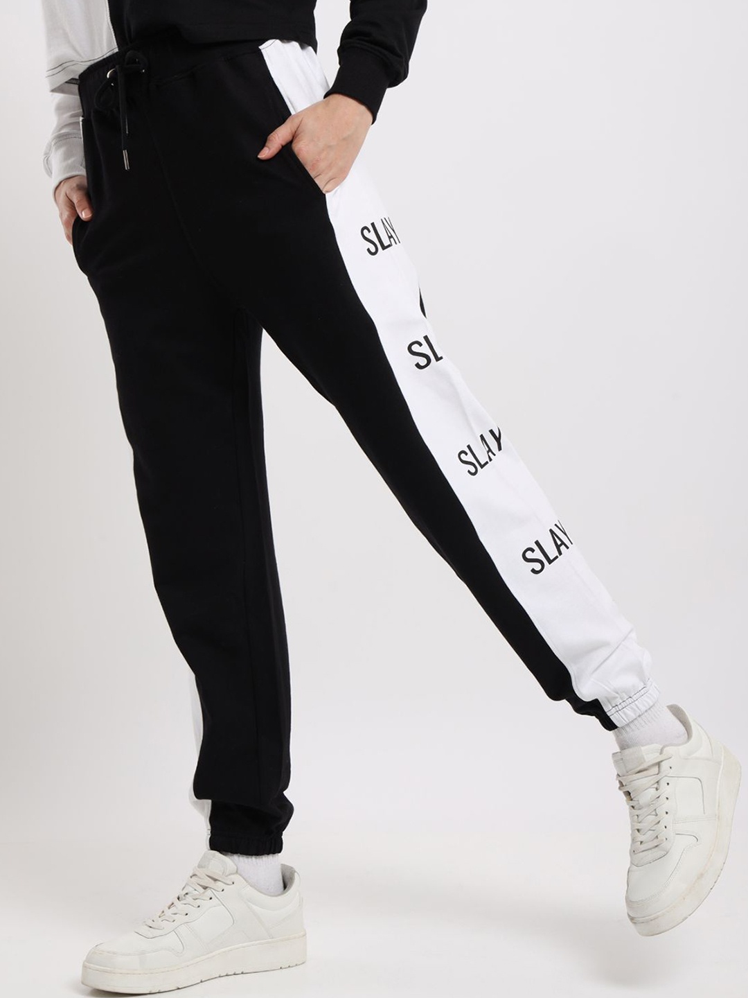 

NOBERO Women Typography Printed Mid-Rise Cotton Joggers, Black