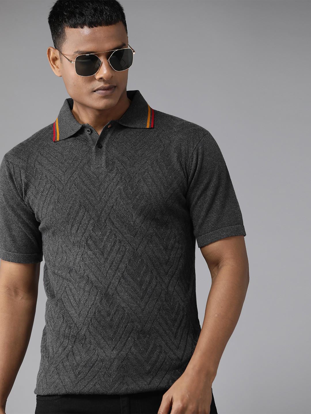 

Roadster Men Flat Knitted Polo Collar Pure Cotton T-shirt, Grey