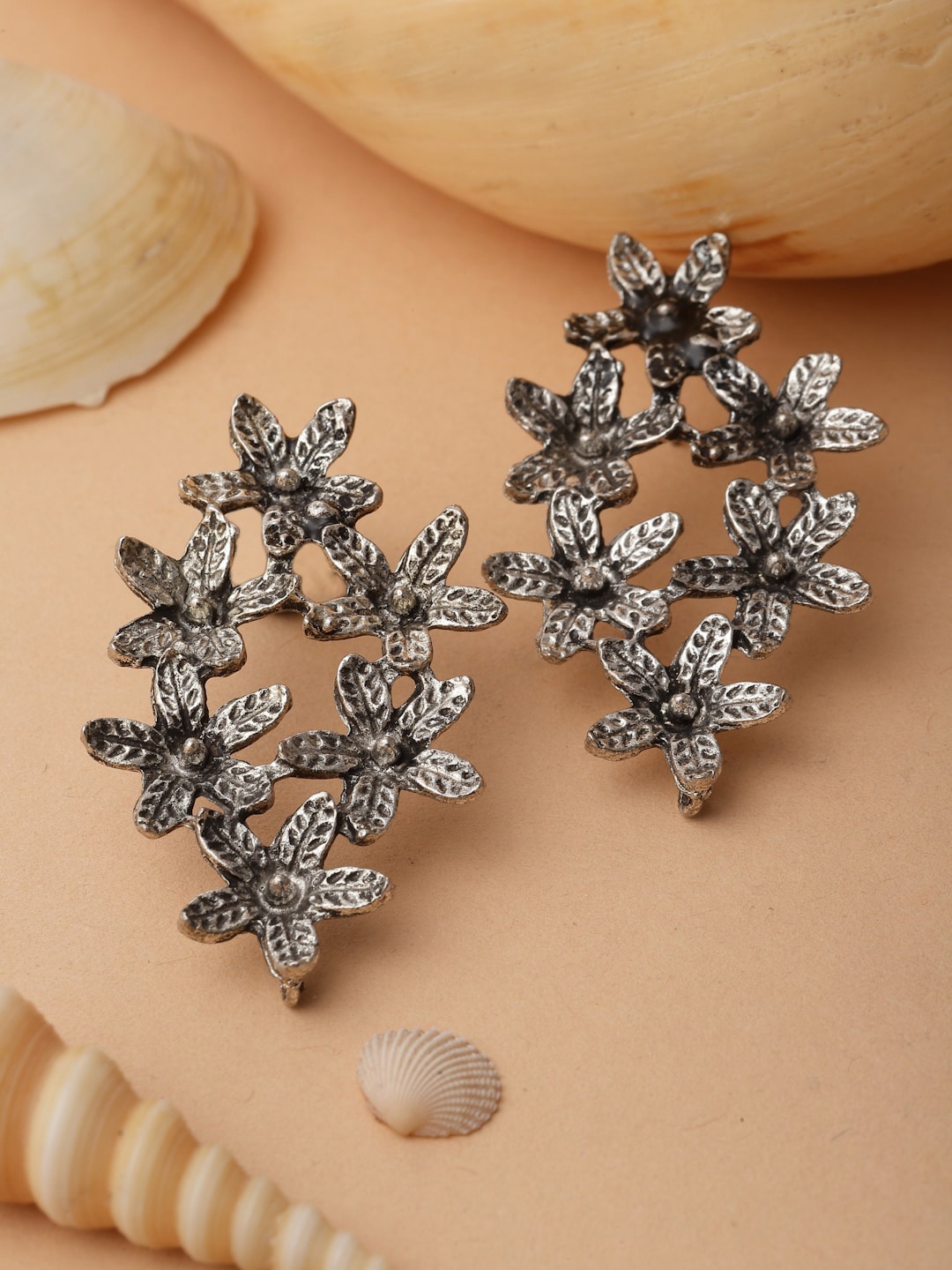 

PANASH Silver-Plated Oxidised Floral Studs Earrings