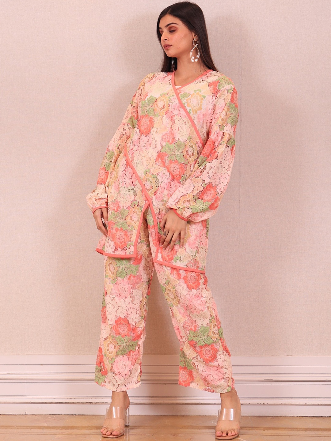 

Simaaya Floral Self Design A-Line Kurti with Palazzos, Pink