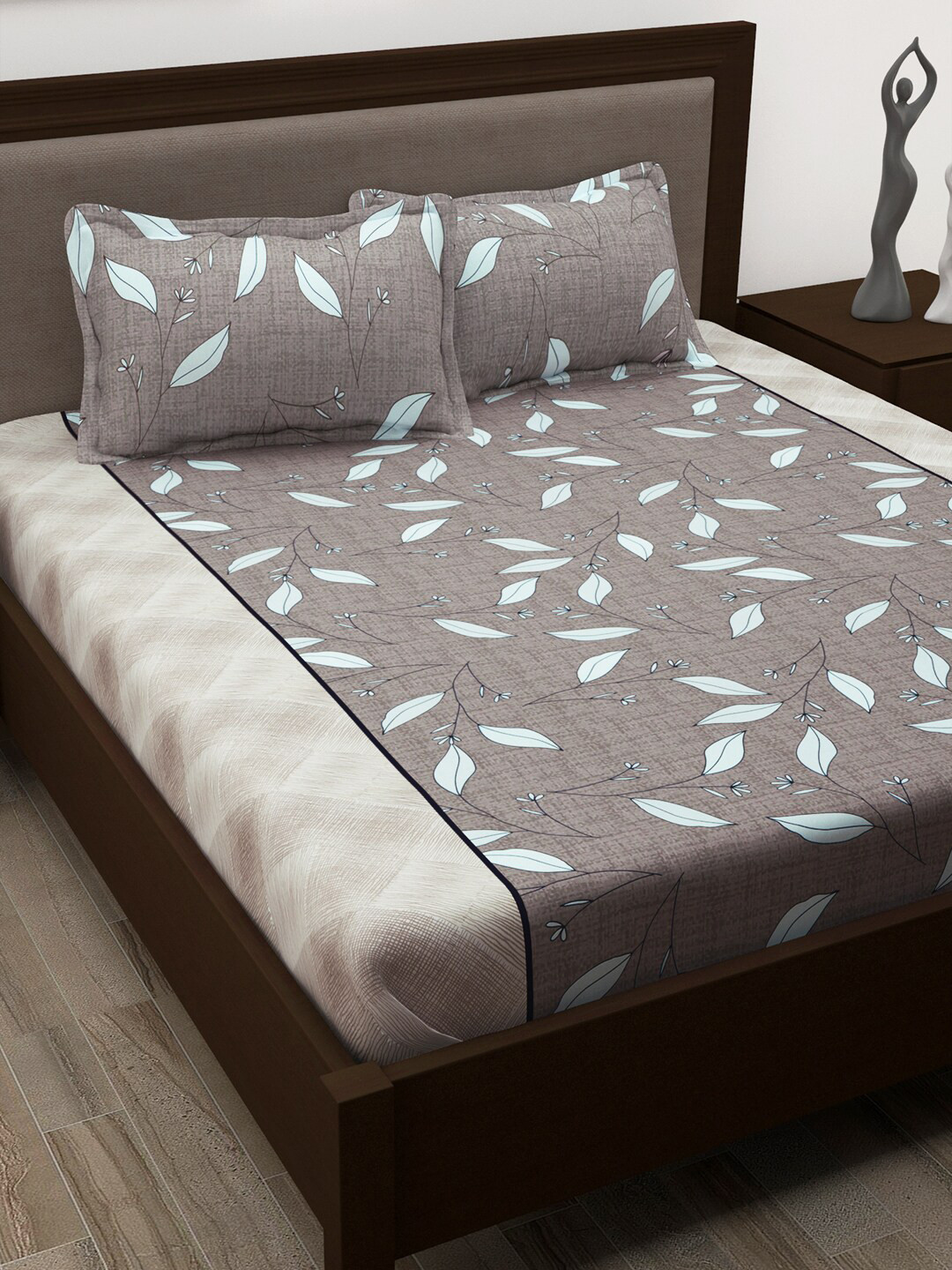 

Story@home Grey & Mauve Floral Cotton 186 TC Queen Bedsheet With 2 Pillow Covers