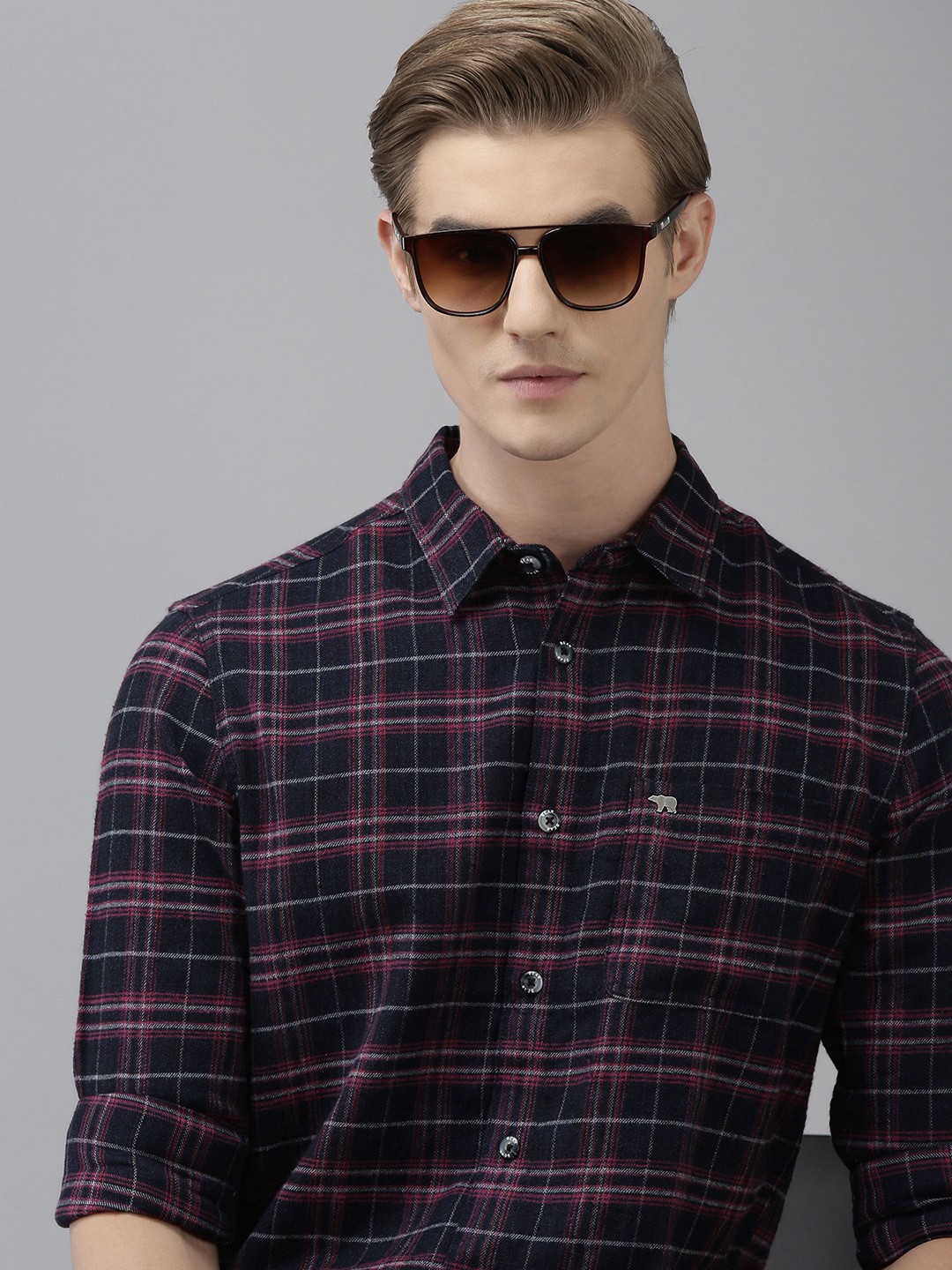 

THE BEAR HOUSE Men Slim Fit Checked Pure Cotton Flannel Shirt, Navy blue