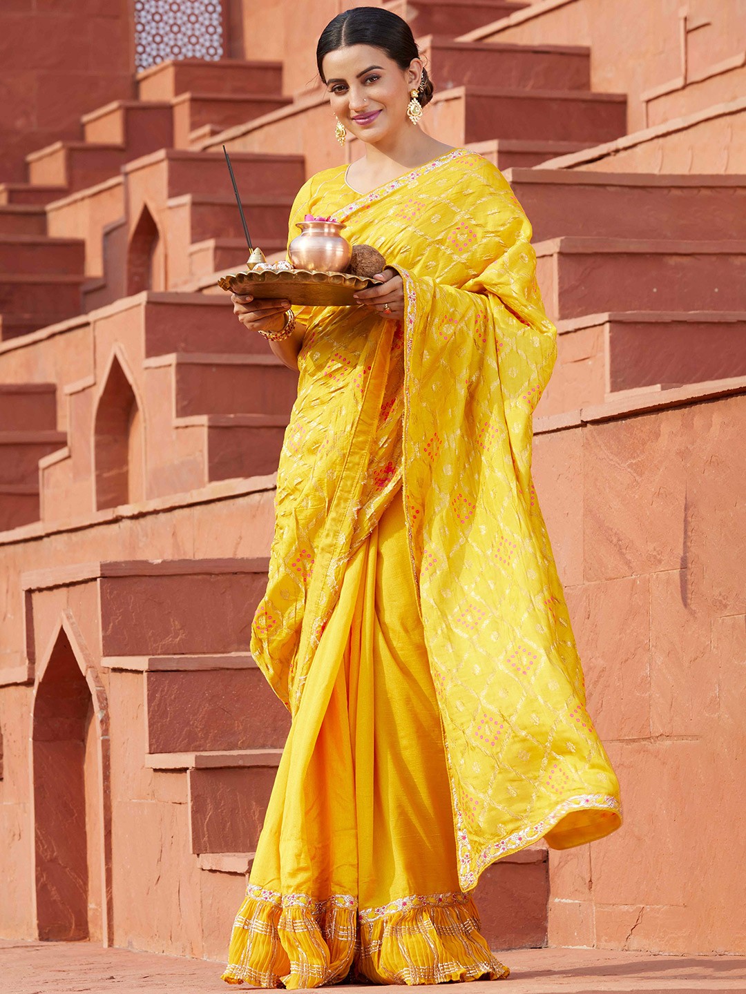 

Laxmipati Ethnic Woven Design Embroidered Saree, Yellow