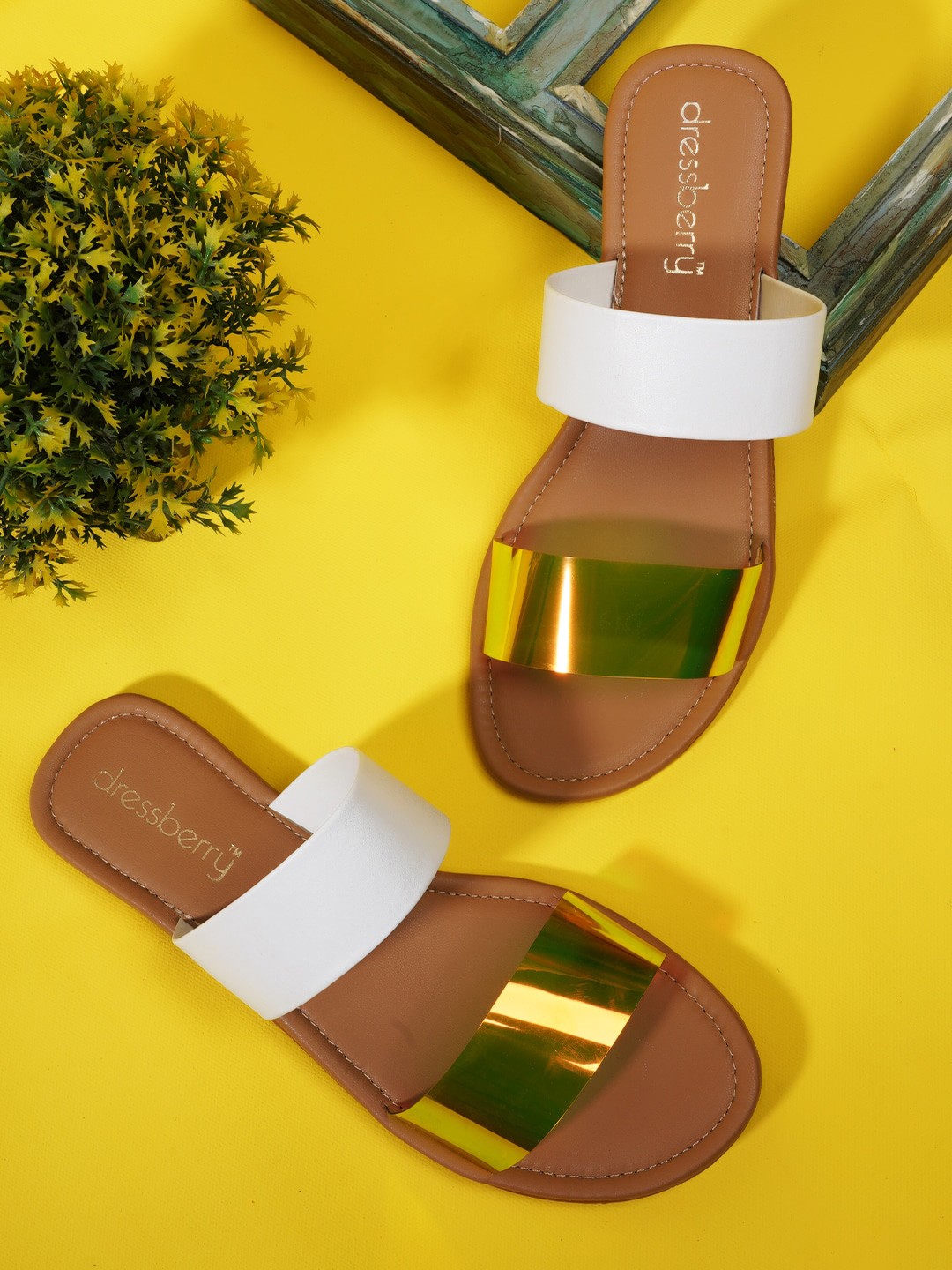 

DressBerry White And Gold-Toned Double Strap Open Toe Flats