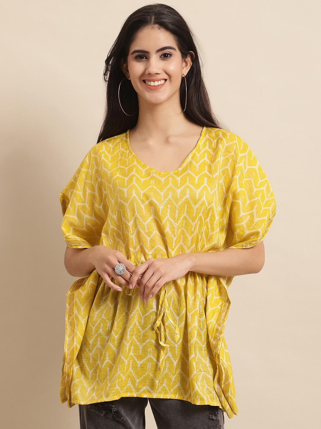 

KALINI Geometric Printed Extended Sleeves Kaftan Kurta, Yellow