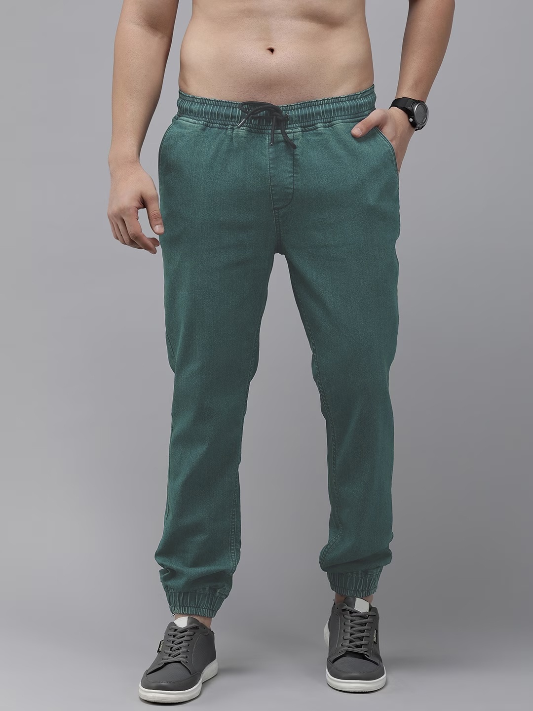 

The Roadster Lifestyle Co. Men Stretchable Denim Joggers, Green