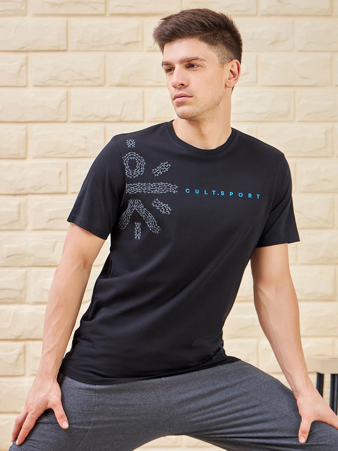

CULT Brand Logo Printed Moisture Wicking Yoga T-shirt, Black