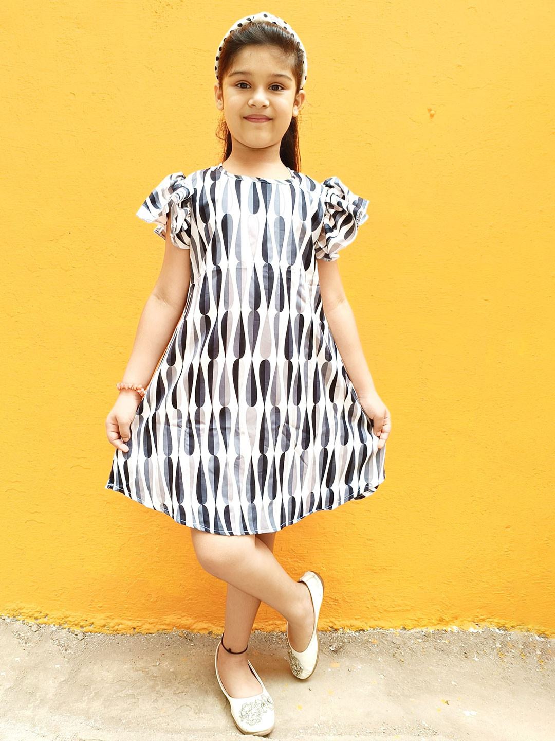 

GO Kids Girls Geometric Printed Flutter Sleeve Crepe A-Line Dress, White