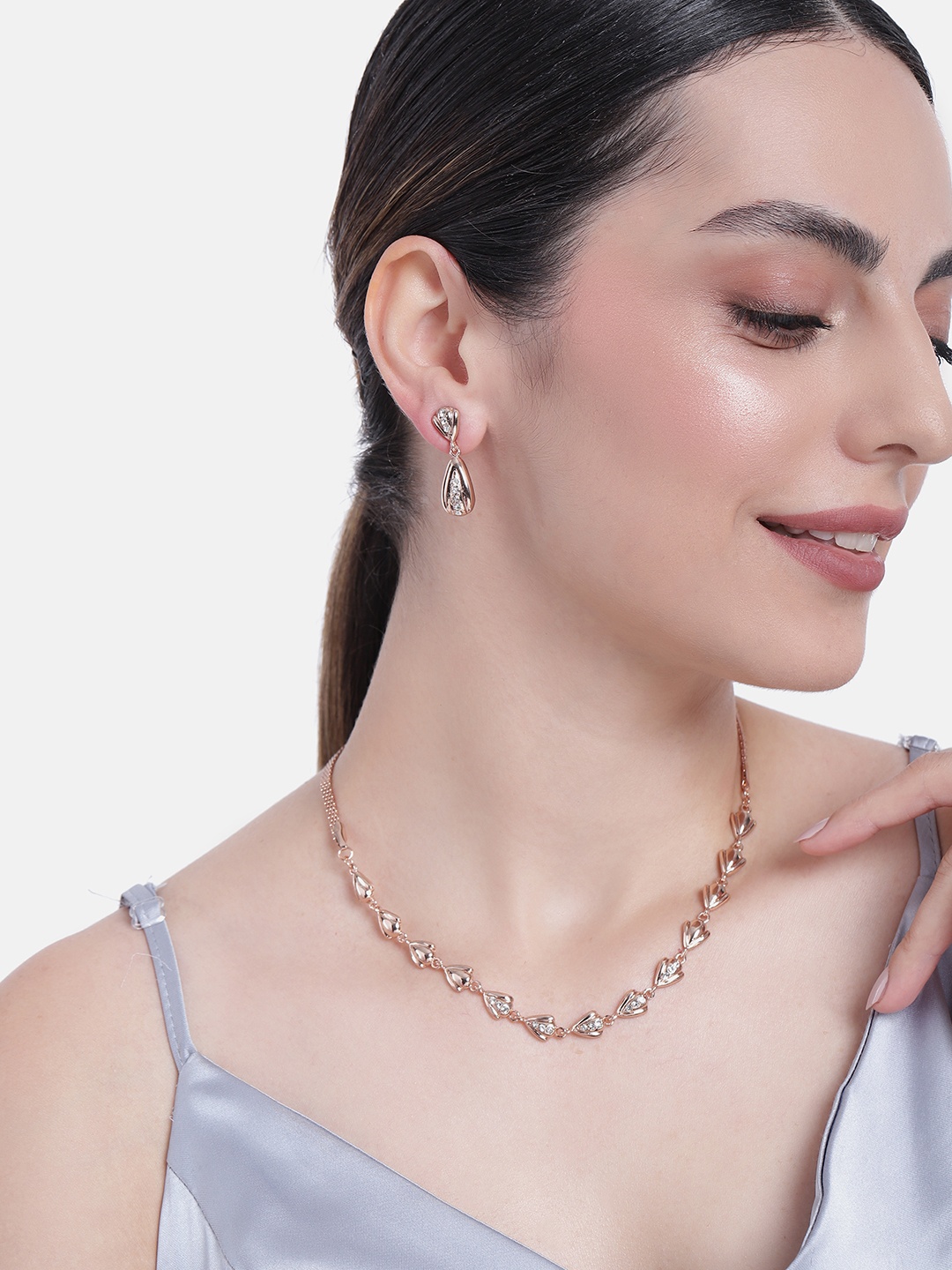 

Estele Rose Gold Plated Trendy Classic Necklace set with Austrian Crystals