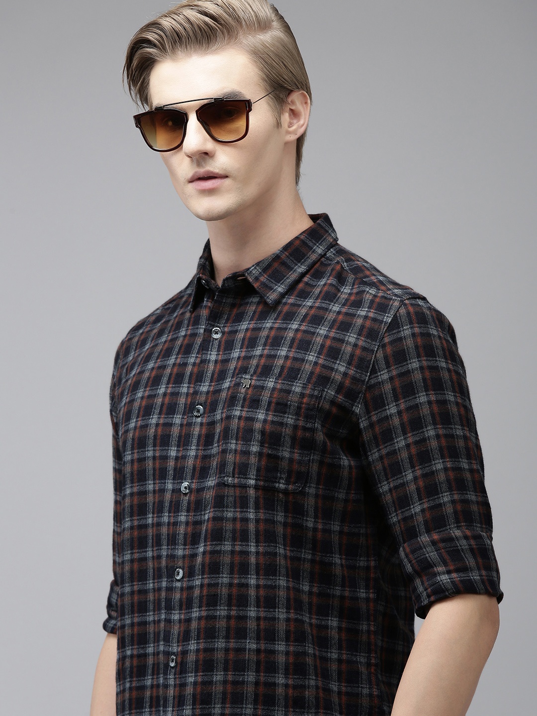 

THE BEAR HOUSE Men Navy Blue Slim Fit Opaque Checked Casual Shirt