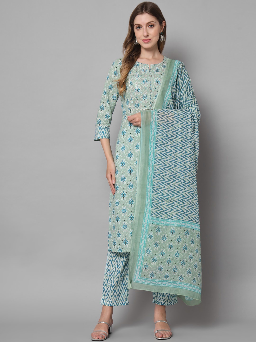 

KALINI Floral Printed Gotta Patti Regular Pure Cotton Kurta With Trousers & Dupatta, Green