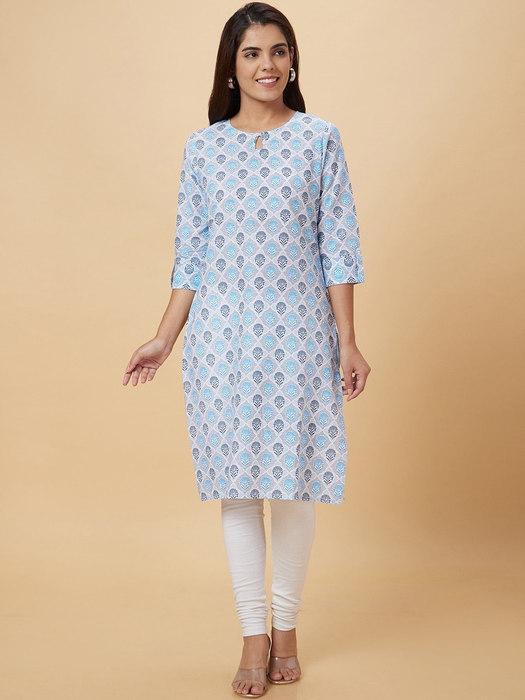 

Globus Floral Printed Keyhole Neck Kurta, White
