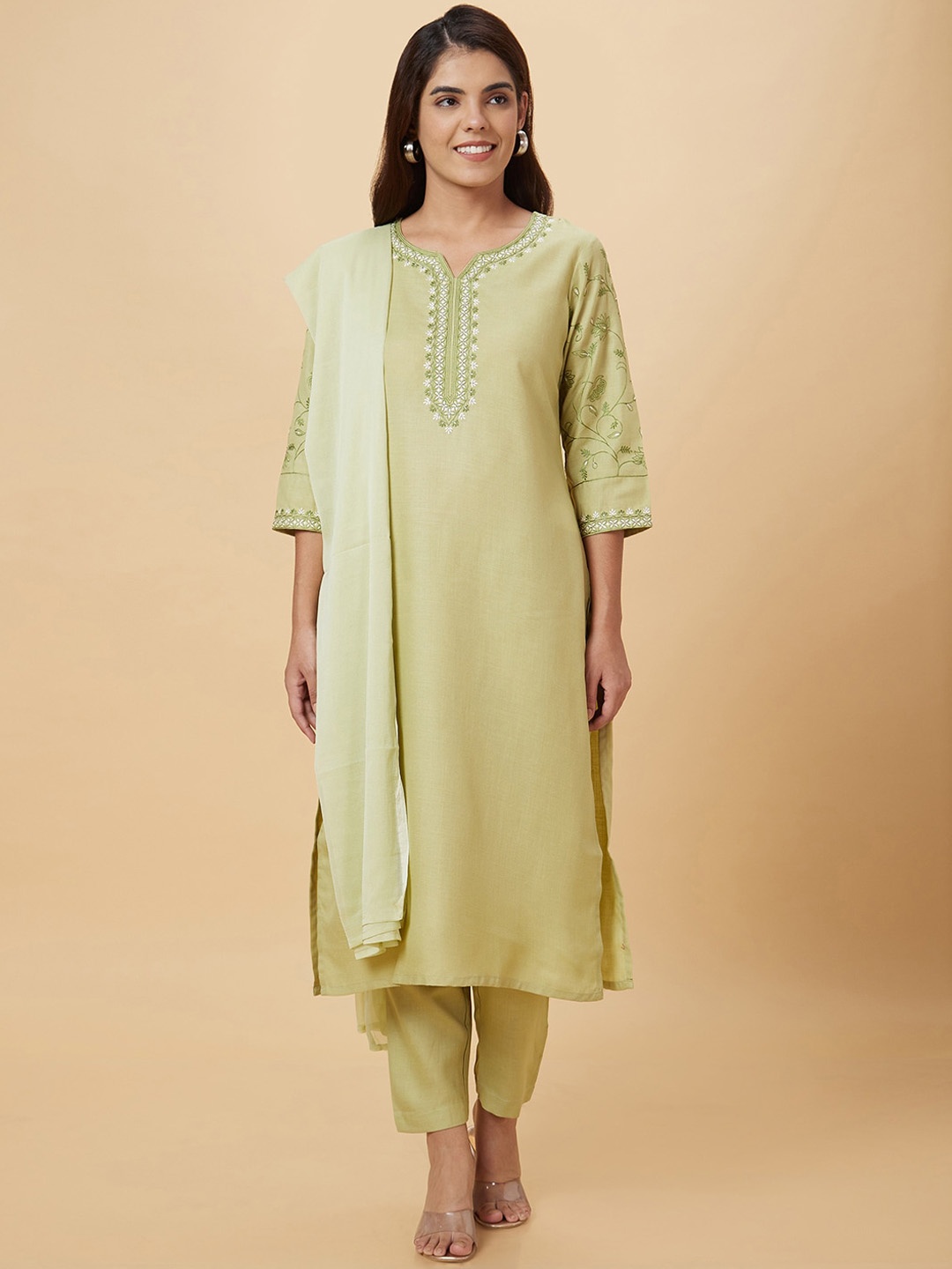 

Globus Green Floral Embroidered Regular Kurta & Trousers With Dupatta