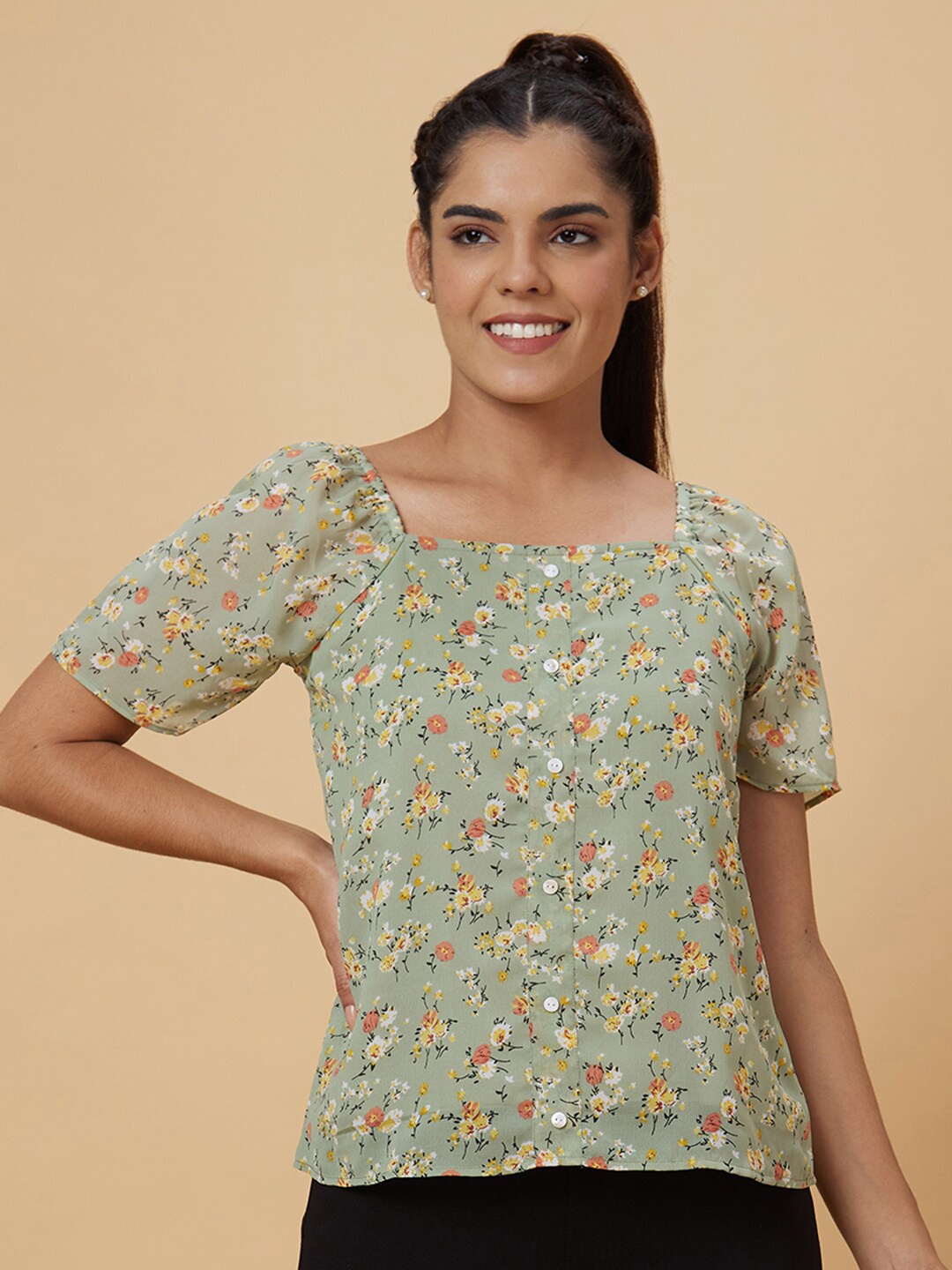 

Globus Green Floral Printed Square Neck Top