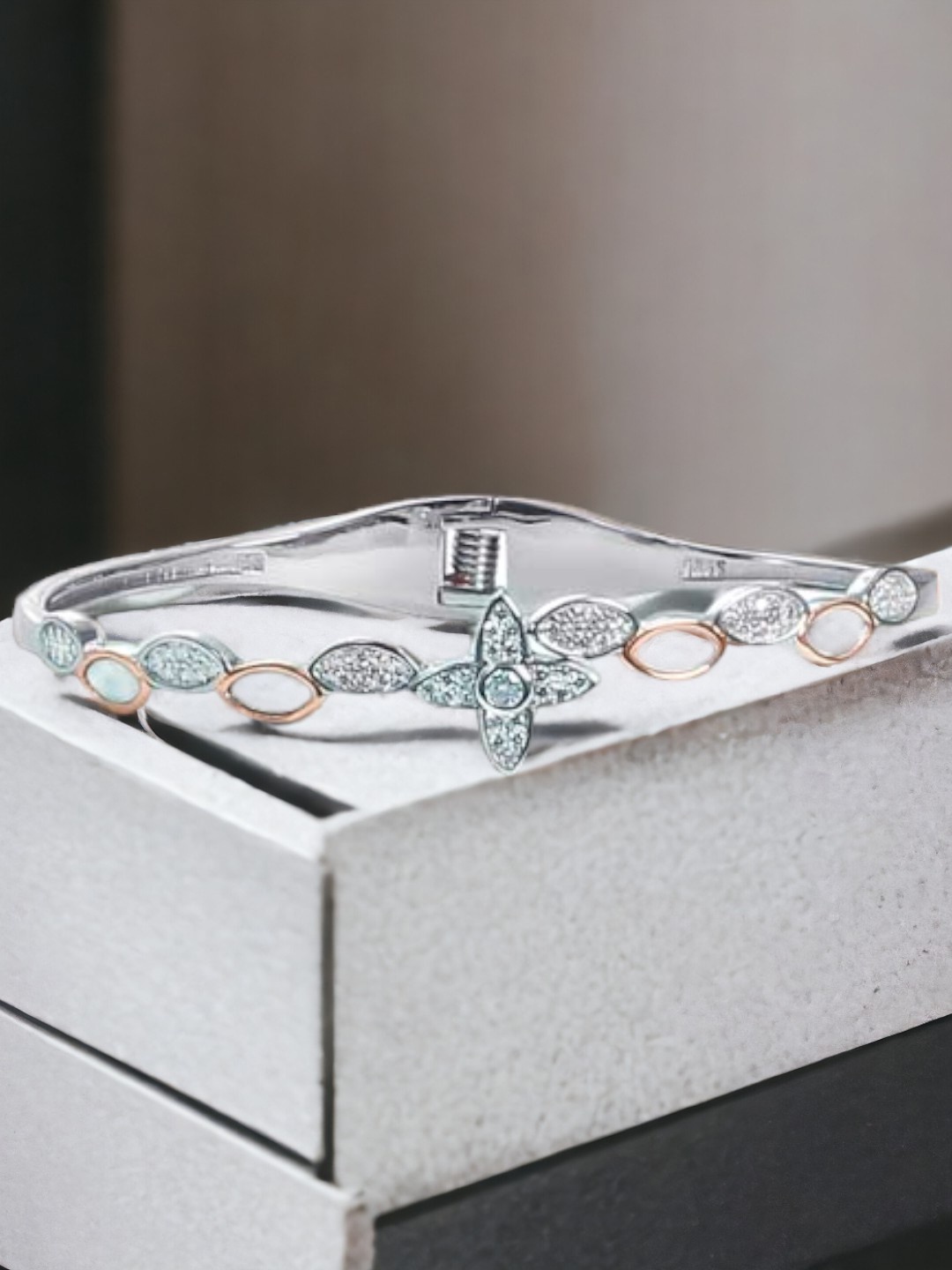 

Taraash Sterling Silver Rhodium-Plated AD-Studded Bangle Kada