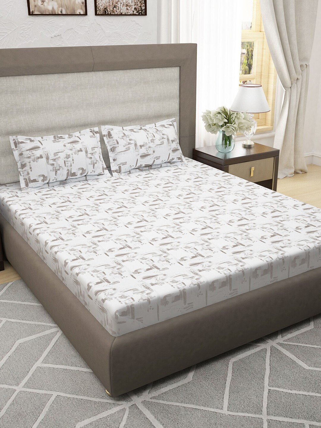 

Story@home Brown & White Cotton 400 TC King Bedsheet With 2 Pillow Covers