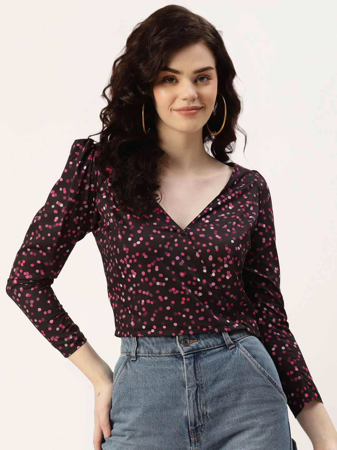 

Sleek Italia Geometric Printed V-Neck Regular Top, Black