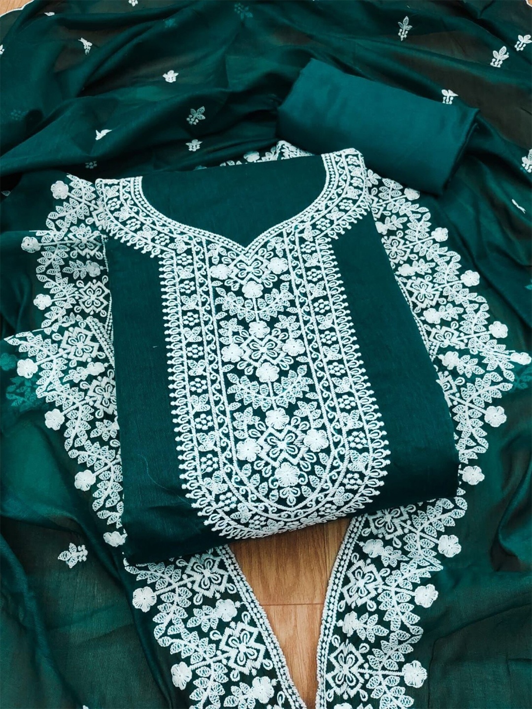 

KALINI Embroidered Cotton Silk Unstitched Dress Material, Teal