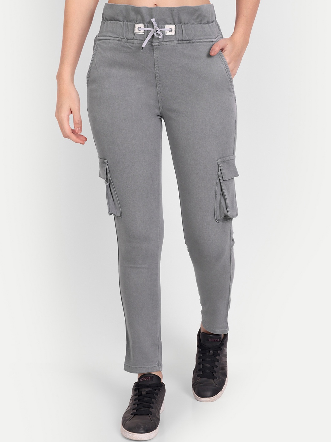 

BAESD Women Relaxed Cargos Denim Trousers, Grey