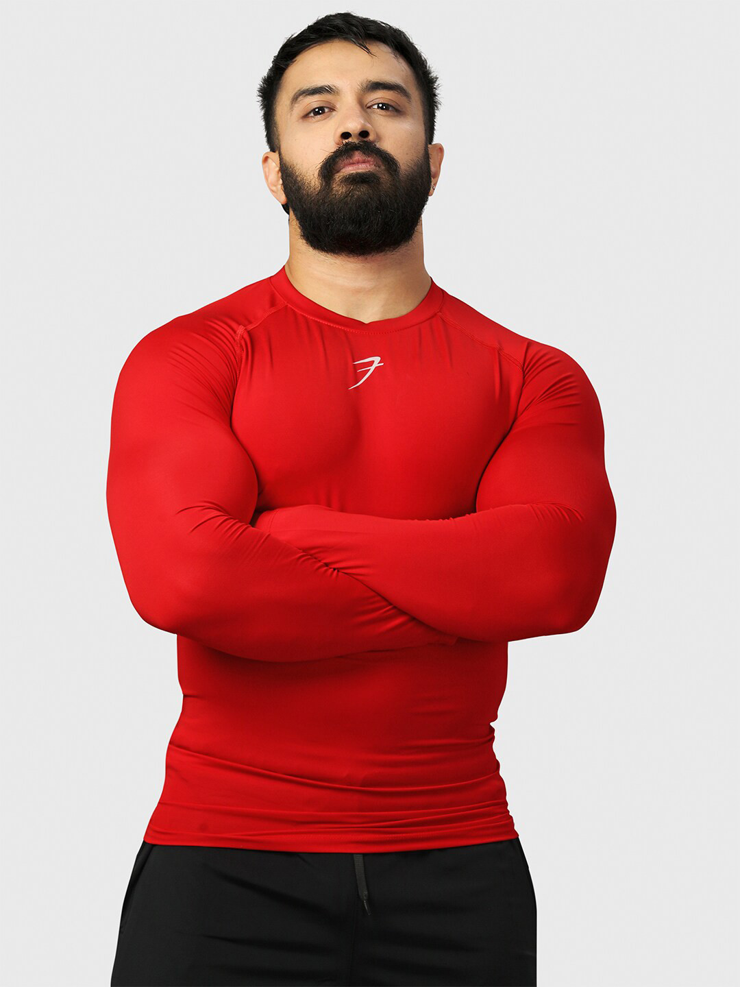 

FUAARK Full Sleeve Moisture Wicking Compression Fit T-shirt, Red
