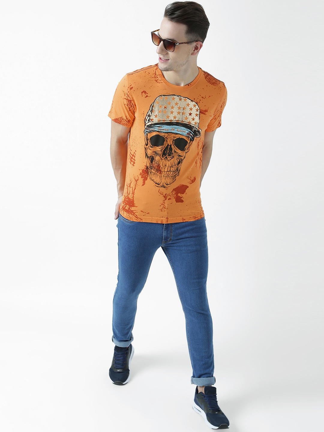 

Huetrap Men Orange Printed Round Neck T-shirt