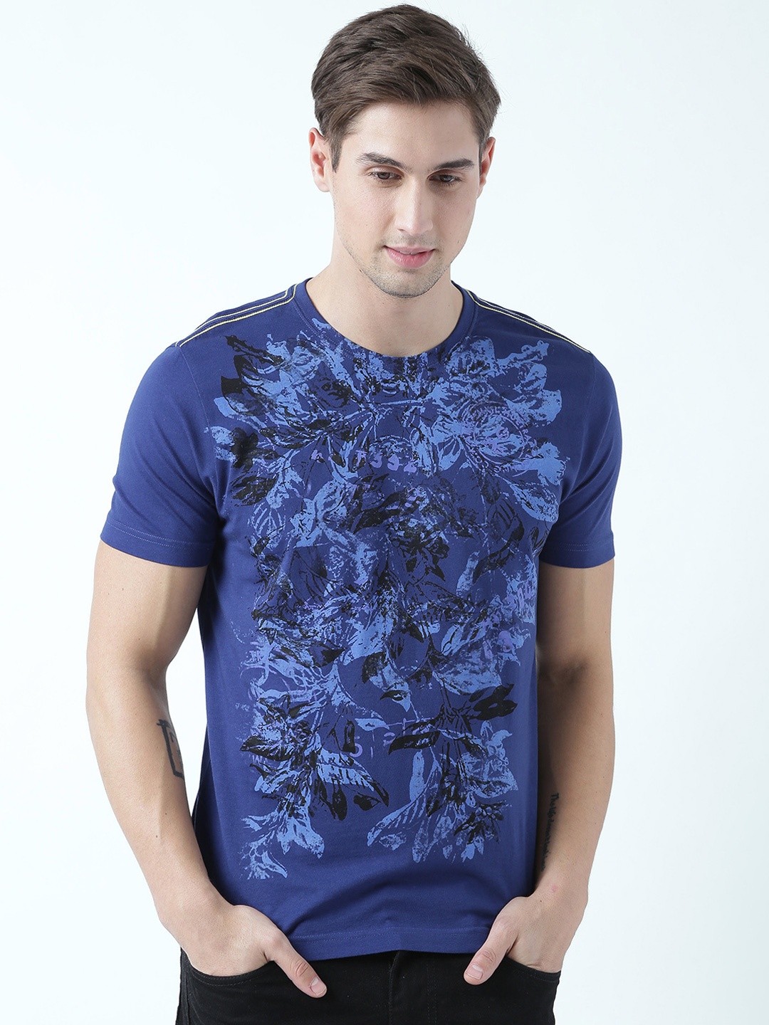 Huetrap Men Blue Printed Round Neck T-shirt
