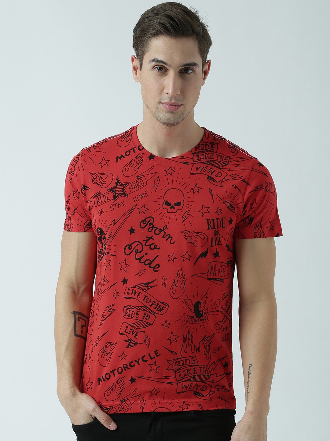 

Huetrap Men Red Printed Round Neck T-shirt