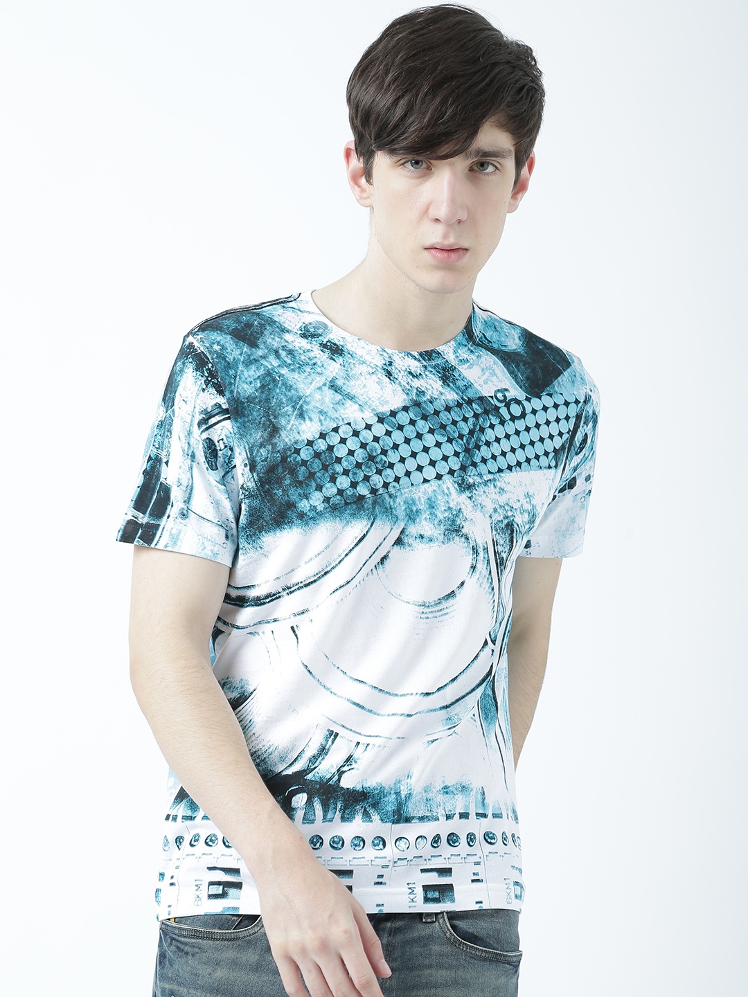

Huetrap Men White & Blue Printed Round Neck T-shirt