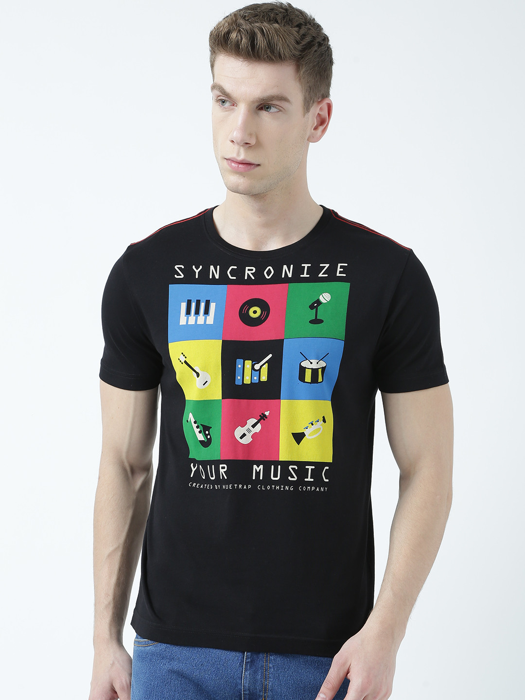 

Huetrap Men Black Printed Round Neck T-shirt