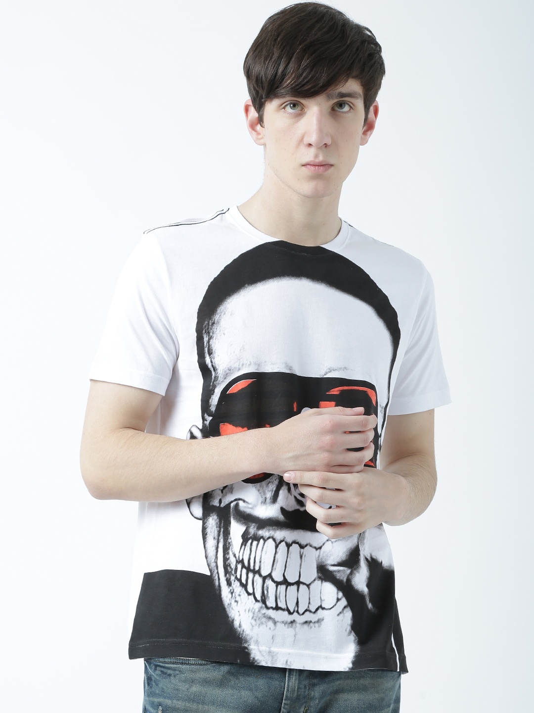 

Huetrap Men White Printed Round Neck T-shirt