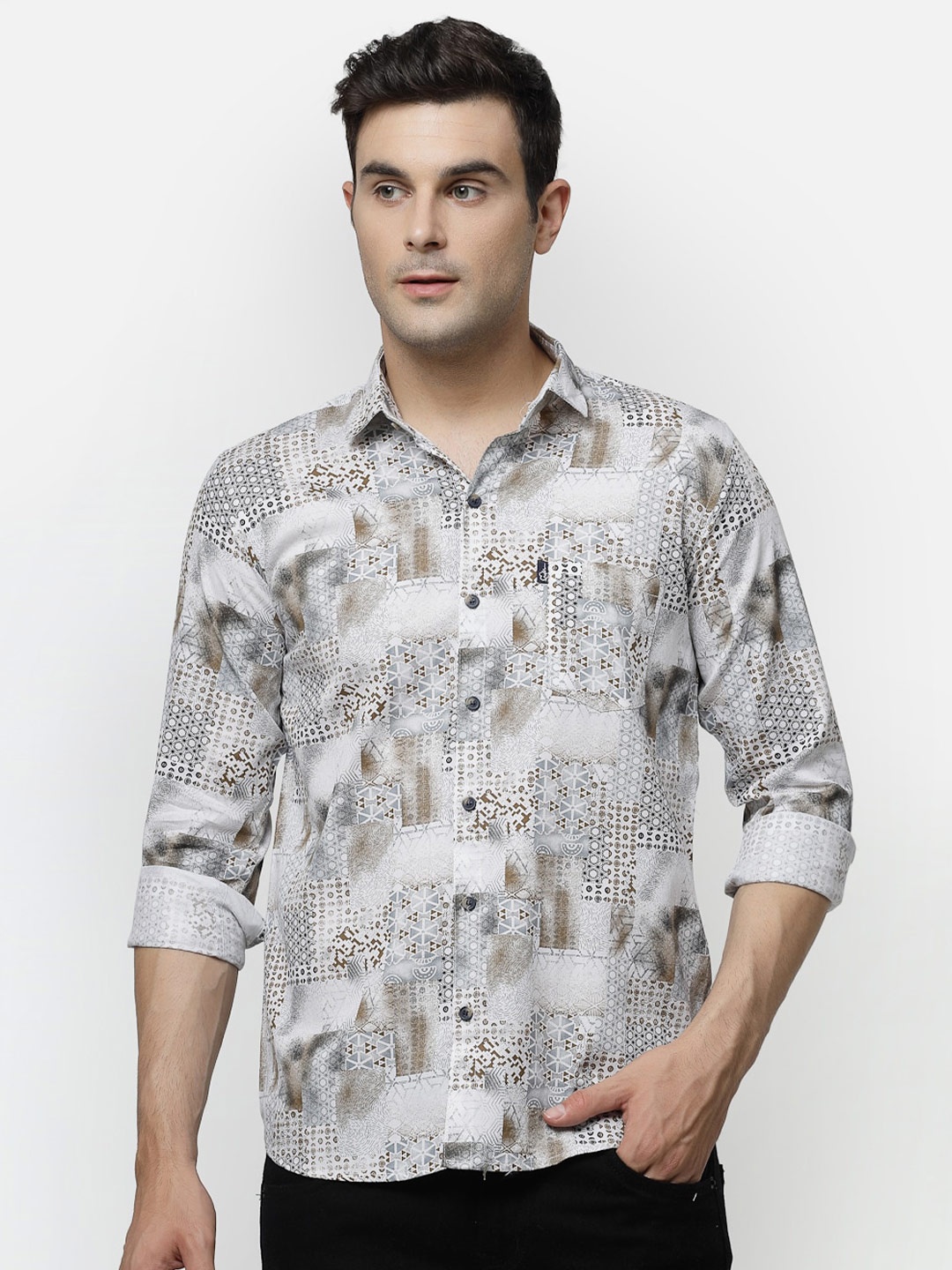 

ADWYN PETER Geometric Printed Spread Collar Casual Shirt, White