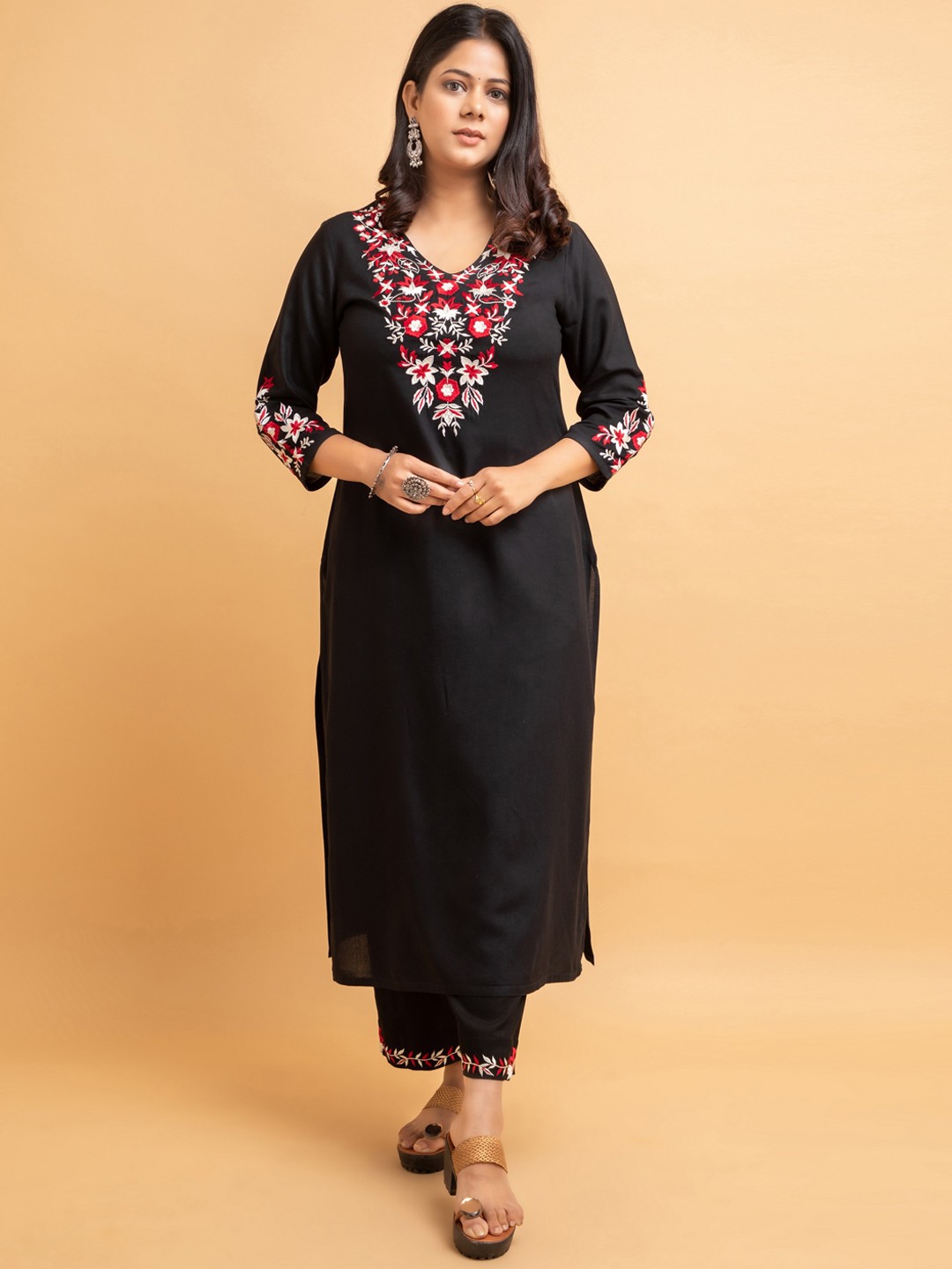 

SUTI Floral Embroidered Regular Kurta with Palazzos, Black