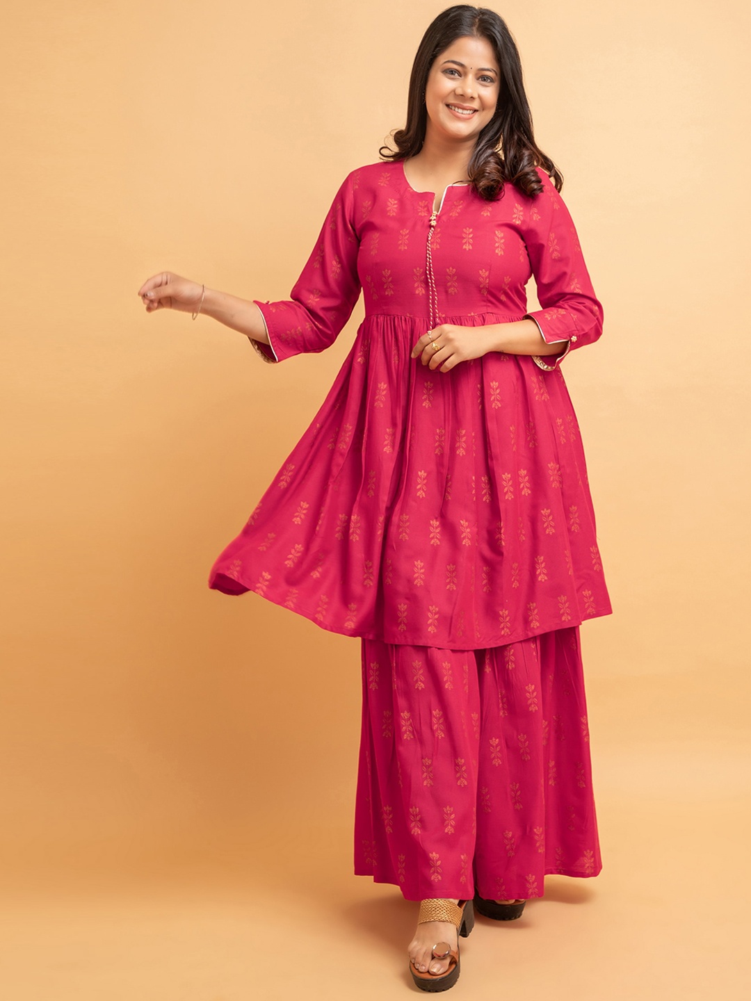 

SUTI Ethnic Motifs Printed Empire Kurta with Sharara, Pink