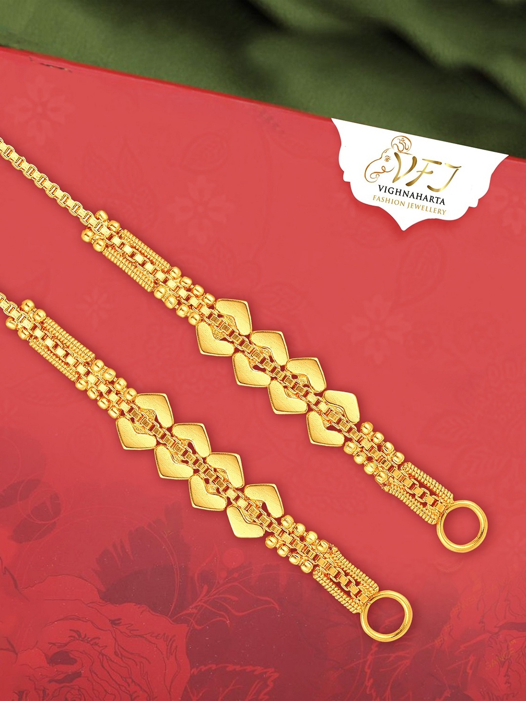 

Vighnaharta Gold-Plated Contemporary Ear Cuff Chain