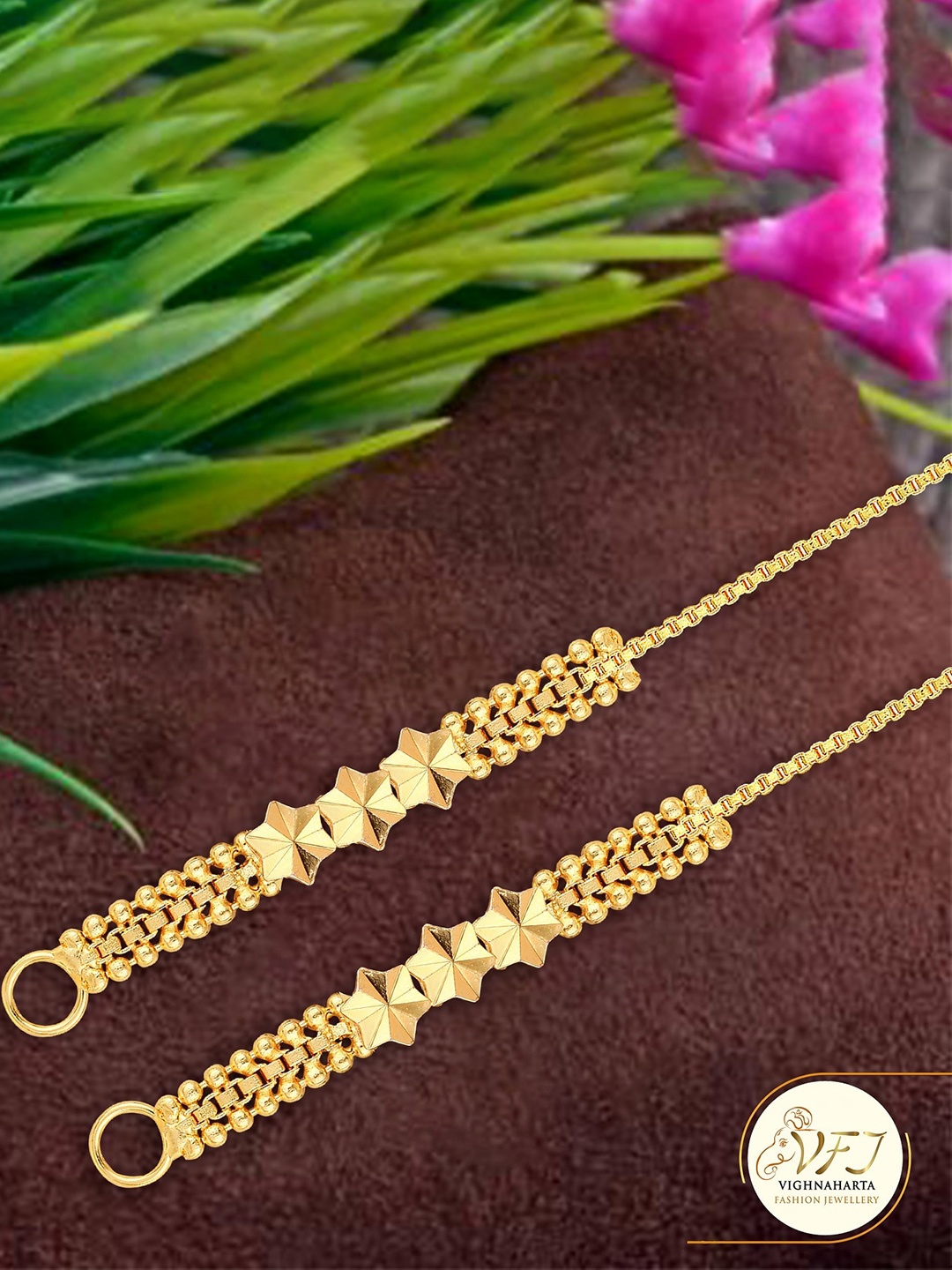 Vighnaharta Gold-Plated Teardrop Shaped Ear Chain Kanoti