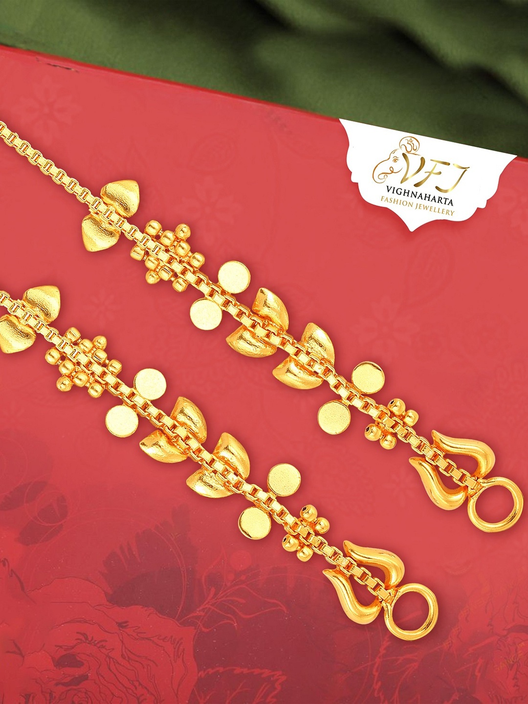 

Vighnaharta Gold-Plated Teardrop Shaped Ear Chain Kanoti