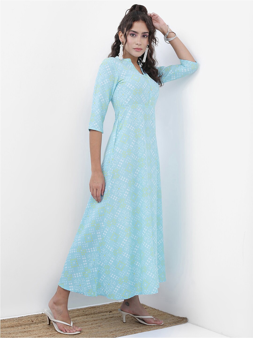 

Vishudh Blue Geometric Printed Mandarin Collar Maxi Dress