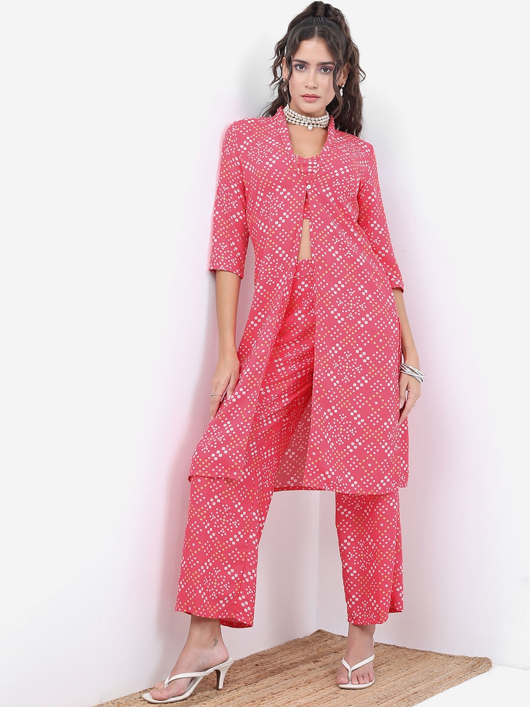 

Vishudh Pink Bandhani Printed Crop Top With Trousers & Jacket