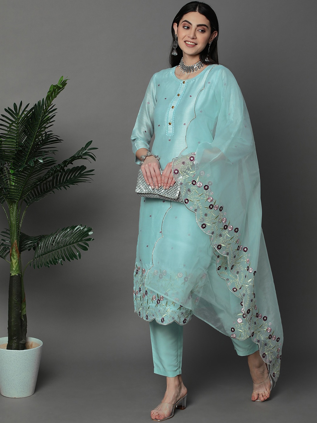 

HEEPOSH Floral Embroidered Chanderi Silk Kurta with Trousers & Dupatta, Blue