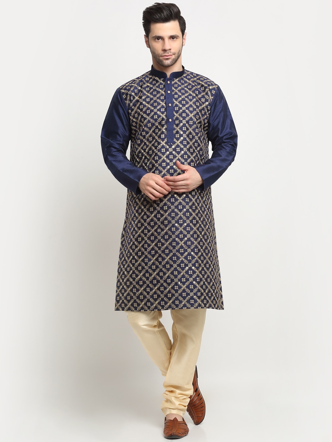 

KRAFT INDIA Ethnic Motifs Sequinned Embroidered Regular Kurta With Churidar, Navy blue