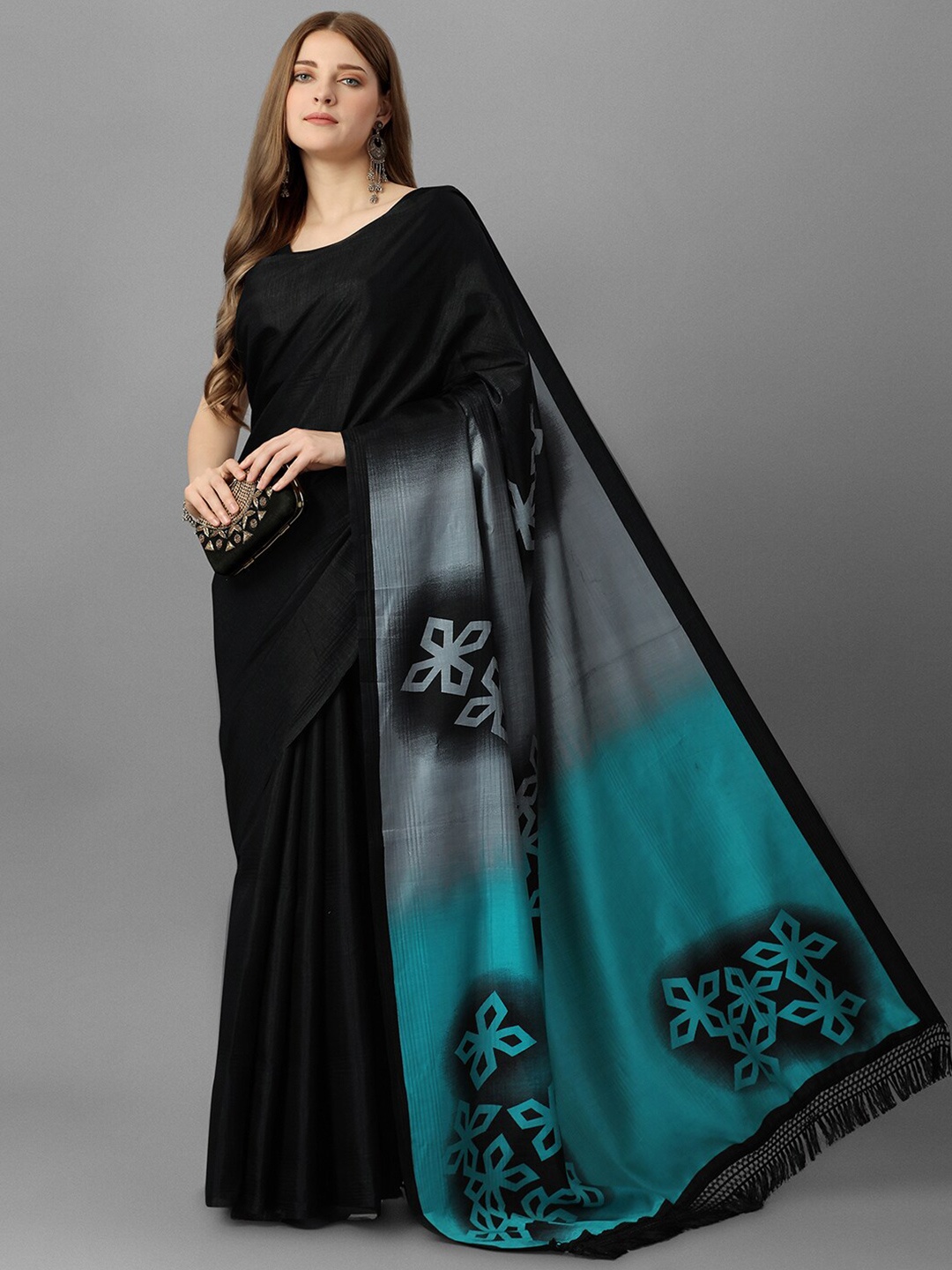 

GORGONE Abstract Printed Silk Blend Saree, Black
