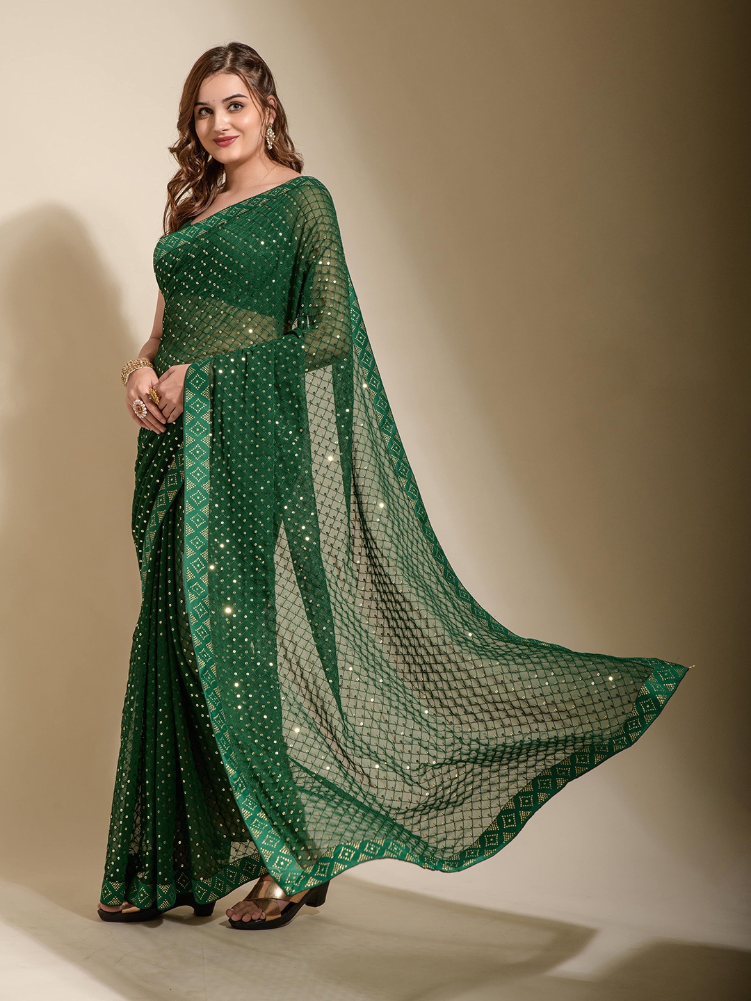 

Mitera Green & Gold-Toned Sequinned Pure Georgette Saree